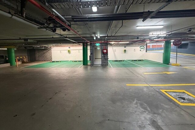 Public EV Chargers for Shopping Centre. Credit card payment with Nayax. 22kw AC scalable with load management.